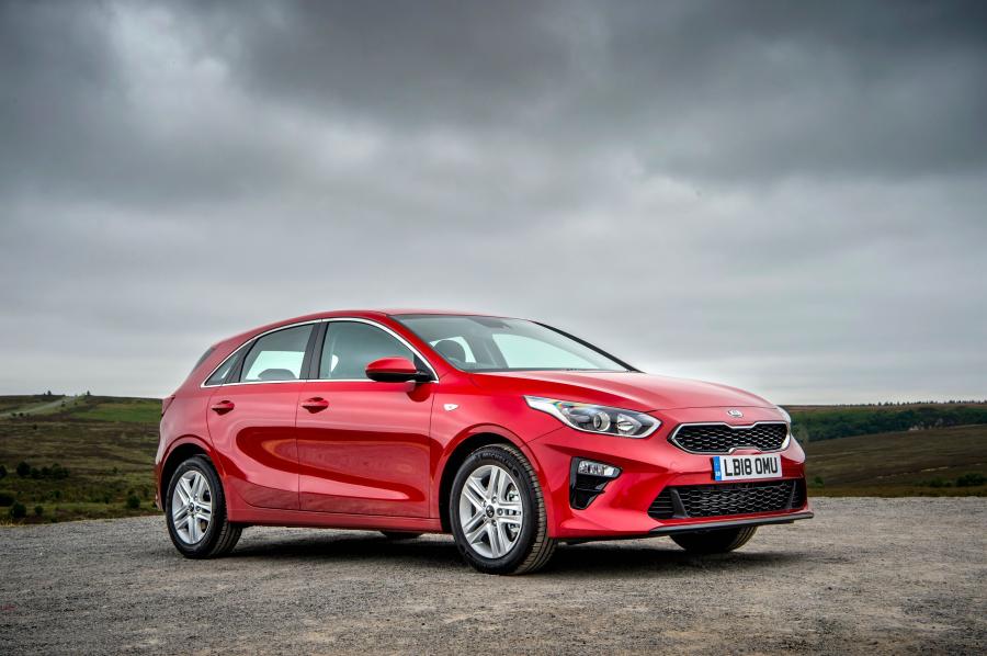  Kia Ceed 2018 года  (UK) (фото 9 из 30)